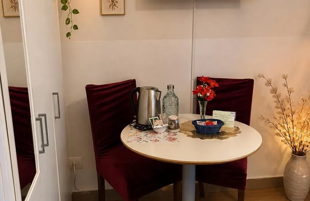 La Petite Maison-1